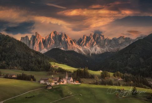 Обои на рабочий стол Закат в Dolomite Alps, Italy / Доломитовых Альпах, Италия, фотограф Дмитрий Архипов