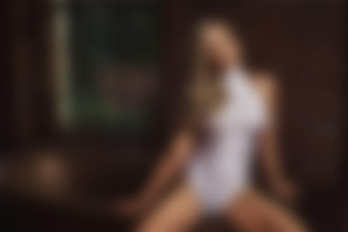 Обои на рабочий стол Модель Екатерина Енокаева. Фотограф Nikolas Verano