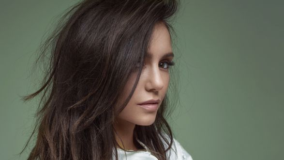 Обои на рабочий стол Канадская актриса Нина Добрев / Nina Dobrev
