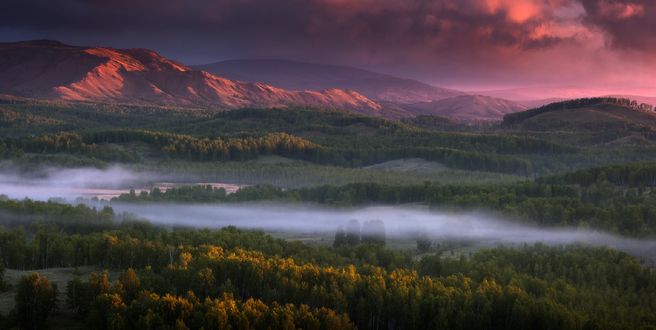 Обои на рабочий стол Хребет Нурали осенью, Южный Урал, фотограф marateaman