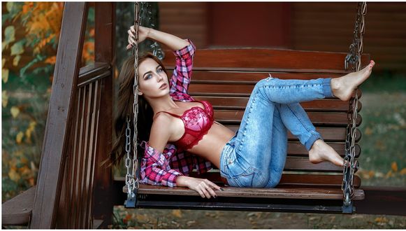 Обои на рабочий стол Модель Татьяна на качели, фотограф Andrey Metelkov