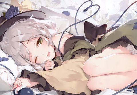 Обои на рабочий стол Komeiji Koishi / Койши Комейдзи лежит на кровати, персонаж из серии компьютерных игр Touhou Project / «Проект «Восток»», art by ke-ta