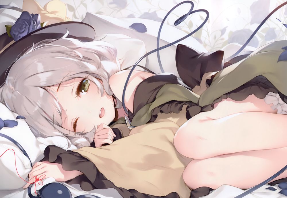 Обои для рабочего стола Komeiji Koishi / Койши Комейдзи лежит на кровати, персонаж из серии компьютерных игр Touhou Project / «Проект «Восток»», art by ke-ta