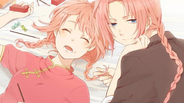 Обои на рабочий стол Kamui дергает спящую Кагуру / Kagura за косичку из аниме Гинтама / Gintama