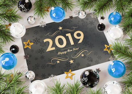 Обои на рабочий стол Цифры 2019 среди новогодних игрушек (Happy new year / С Новым годом)