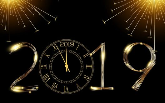 Обои на рабочий стол На часах без пяти минут до нового 2019 года