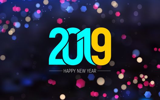 Обои на рабочий стол На фоне с разноцветными бликами надпись 2019 Happy new year / счастливого нового года