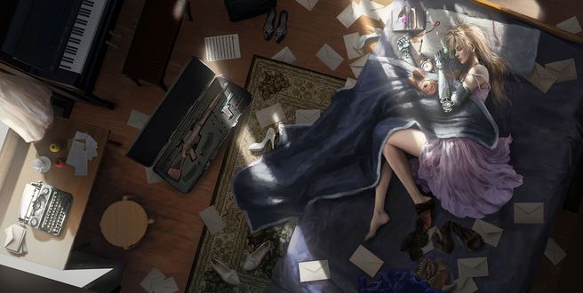 Обои на рабочий стол Грустная Violet Evergarden / Вайолет Эвергардэн лежит на полу среди писем, конвертов и печатной машинки и смотрит на брошь из аниме Violet Evergarden