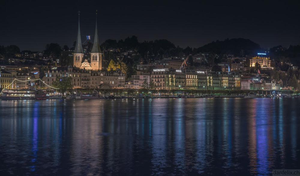 Обои для рабочего стола Вид на ночной город Lucerne, Switzerland / Люцерн, Швейцария, by Dan Felix