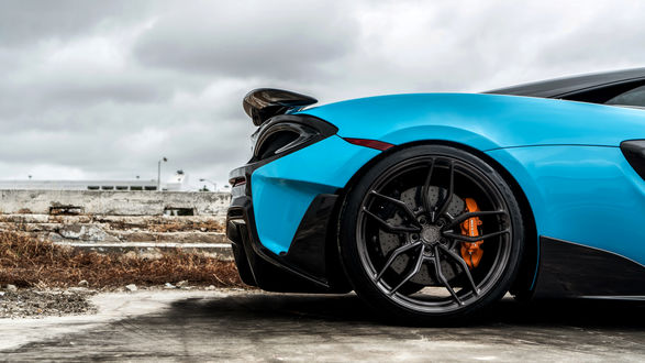 Обои на рабочий стол Английский Fistral Blue спорт кар McLaren 600LT on ANRKY AN11 Wheels