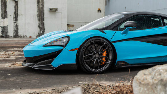 Обои на рабочий стол Английский Fistral Blue спорт кар McLaren 600LT on ANRKY AN11 Wheels