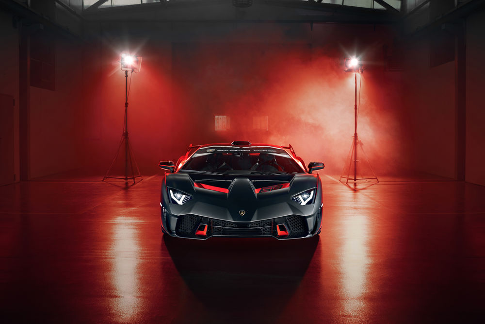 Обои для рабочего стола Единственный экземпляр Lamborghini SC 18 Alston