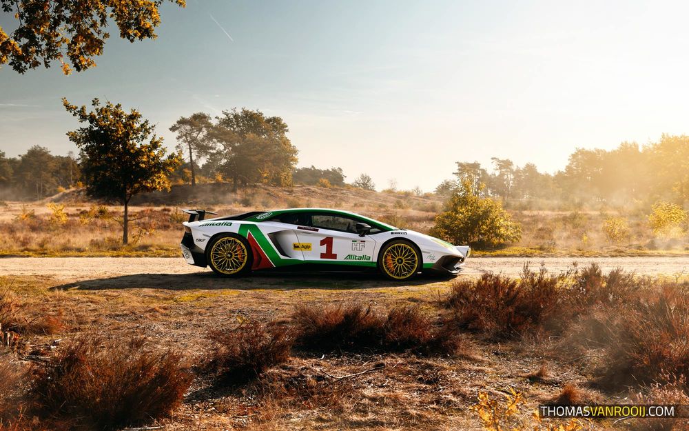 Обои для рабочего стола Lamborghini Aventador SV в ливреи Alitalia Lancia Stratos hf group 4, by photography Thomas van Rooij