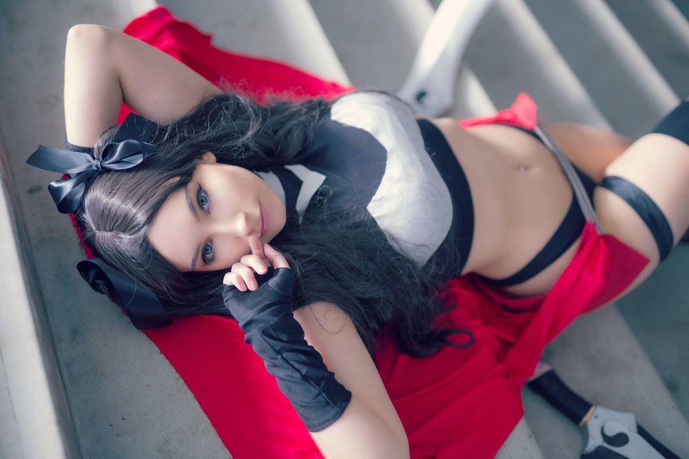 Обои для рабочего стола Модель Вeke Jacoba в костюме Rin Tohsaka