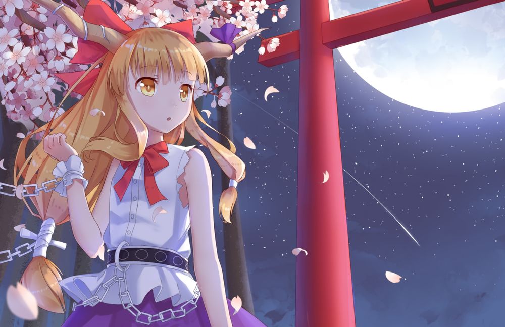 Обои для рабочего стола Ibuki Suika / Суйка Ибуки стоит у ворот торий в полнолуние из игры Проект Восток / Touhou Project