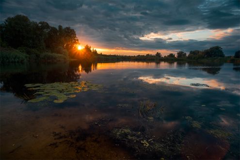 Обои на рабочий стол Летний закат на реке, фотограф Юрьев Ю. Ю