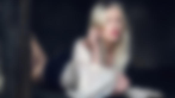 Обои на рабочий стол Модель Яна в трусиках и блузе, by Pedro Courelas