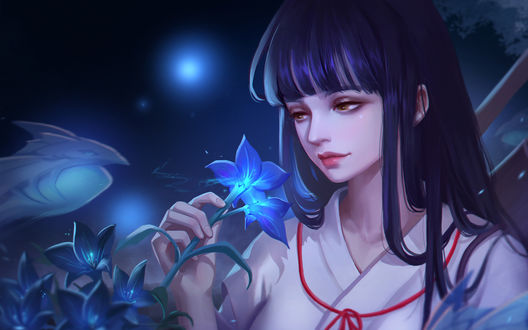 Обои на рабочий стол Девушка Kagome / Кагомэ держит цветы - голубые колокольчики в руке, аниме InuYasha / Инуяша