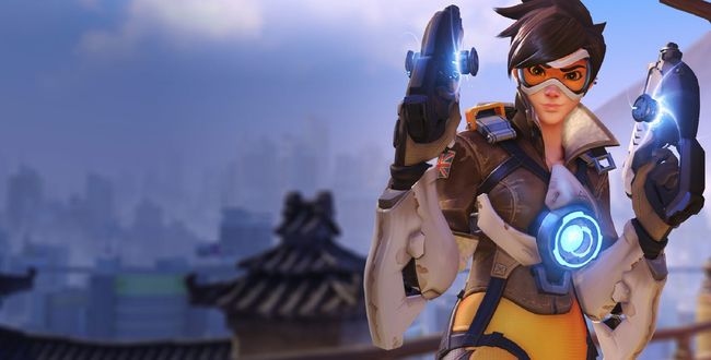 Обои на рабочий стол Tracer / Трейсер из игры Overwatch / Дозор, by Renaud Galand