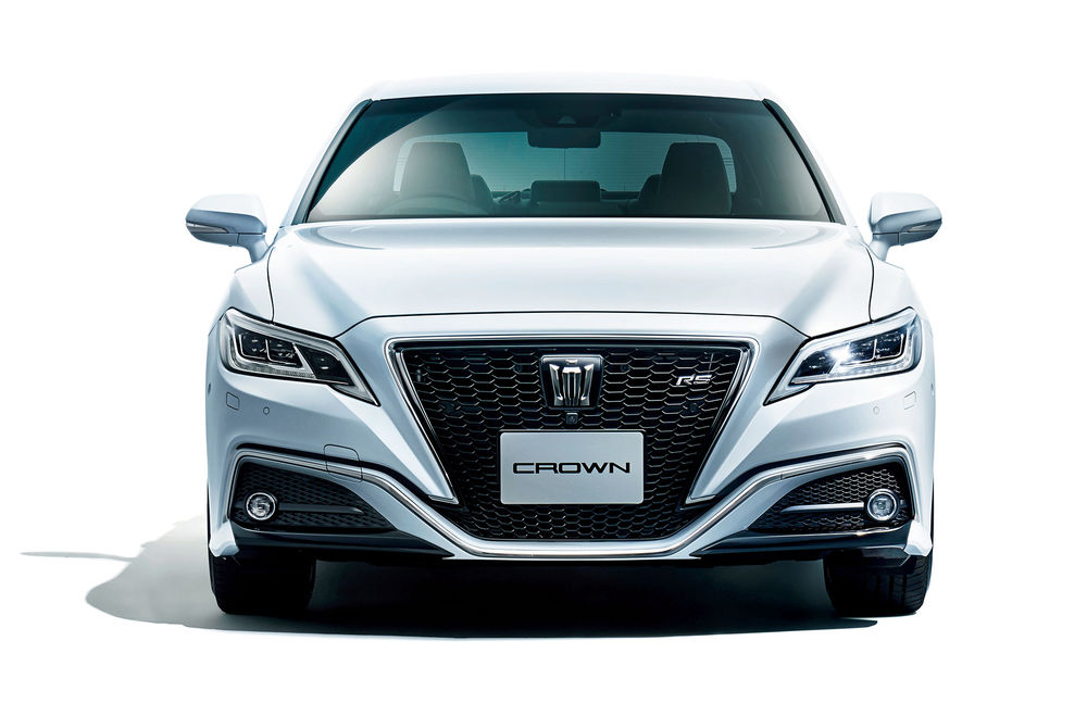 Обои для рабочего стола Детище японского автопрома Toyota Crown