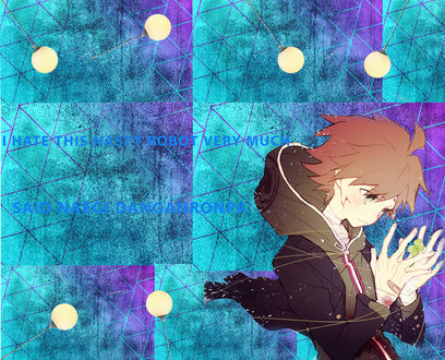 Обои на рабочий стол Макото наэги / makoto naegi из аниме школа отчаяния / Danganronpa (i hate this nasty robot very much said naegi danganronpa / я очень сильно ненавижу этого робота говорит наэги школа отчаяния) вокруг него падают люстры и фонари