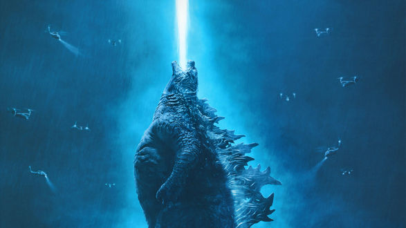 Обои на рабочий стол Godzilla / Годзилла извергает бело-голубое пламя, стоя в окружение вертолетов, постер к фильму Godzilla: King of the Monsters / Годзилла 2: Король монстров