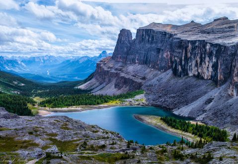 Обои на рабочий стол Озеро Рокбаунд / Rockbound Lake в Национальном парке Банф / Banff National Park, Альберта / Alberta, Канада / Canada, фотограф Daniel Kent