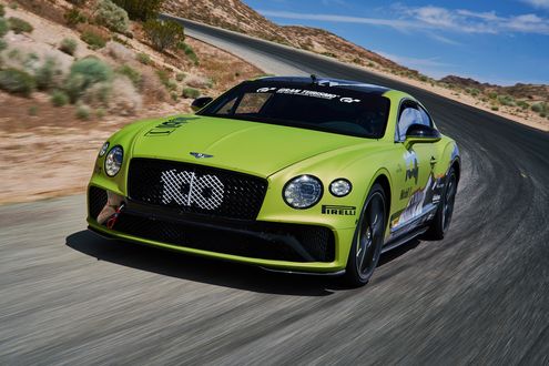 Обои на рабочий стол Компания Bentley нацелилась на очередной рекорд Pikes Peak на новом купе Bentley Continental GT, 2019 года