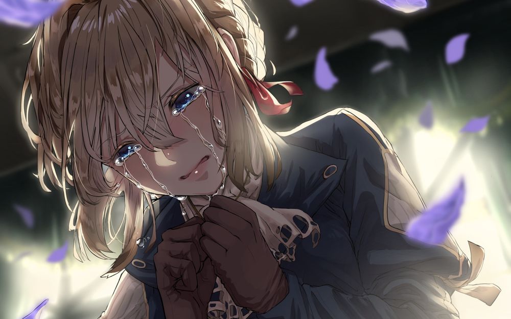 Обои для рабочего стола Плачущая Violet Evergarden / Вайолет Эвергардэн среди лепестков фиалок из аниме Violet Evergarden