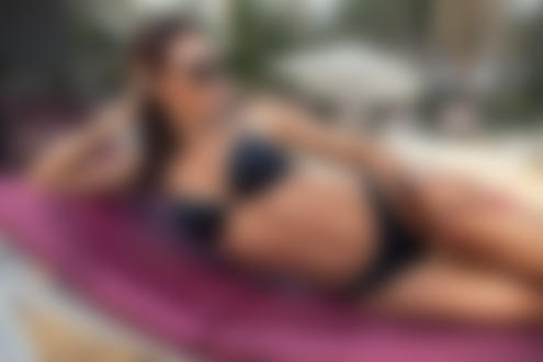 Обои на рабочий стол Модель в купальнике и очках на пляже, фотограф Dmitry Sn