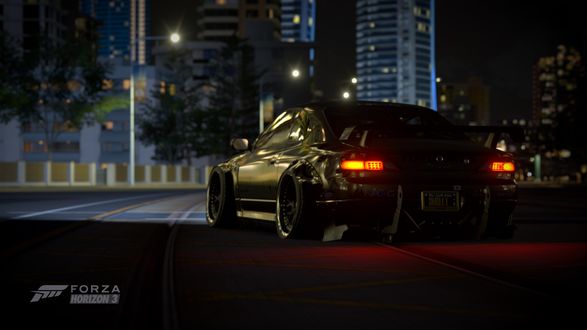 Обои на рабочий стол Авто Nissan Silvia на трассе ночного города, из игры Forza Horizon 3