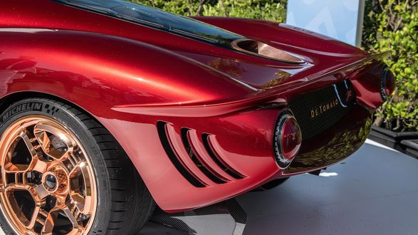 Обои на рабочий стол В год 60-летия знаменитая марка De Tomaso представила первый после возрождения компании автомобиль, 1 из 72 моделей - De Tomaso P72, 2019 года