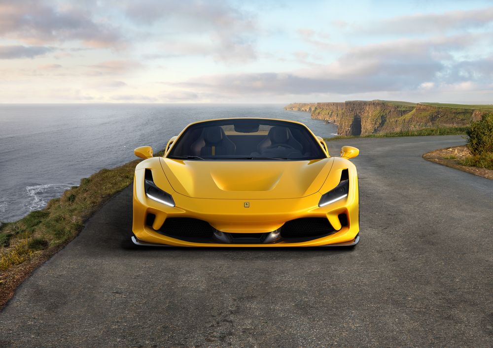 Обои для рабочего стола Компания Ferrari Styling Center разработала новый суперкар Ferrari F8 Spider, 2019-2020 года