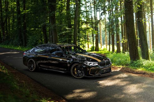      BMW M5 F90     Manhart                