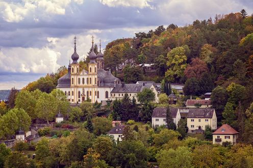 Обои на рабочий стол Вид на город Wurzburg / Вюрцбург со стороны церкви, by Peter H