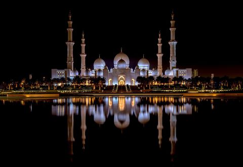 Обои на рабочий стол Мечеть шейха Зайда ночью, Abu Dhabi, United Arab Emirates / Абу-Даби, Объединенные Арабские Эмираты