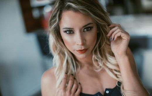 Обои на рабочий стол Модель Samantha Mathias