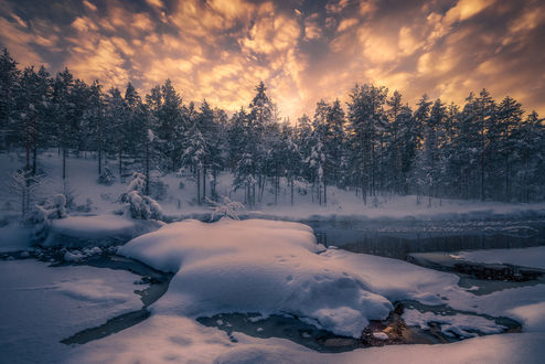 Обои на рабочий стол Зимняя река на Ringerike, Norway / Рингерике, Норвегия, by Ole Henrik Skjelstad