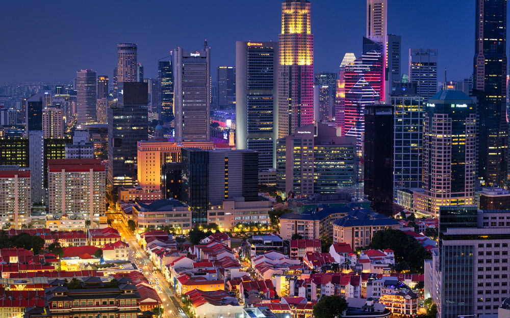 Обои для рабочего стола Вечерний вид на город с небоскребами, Republic of Singapore / Республика Сингапур