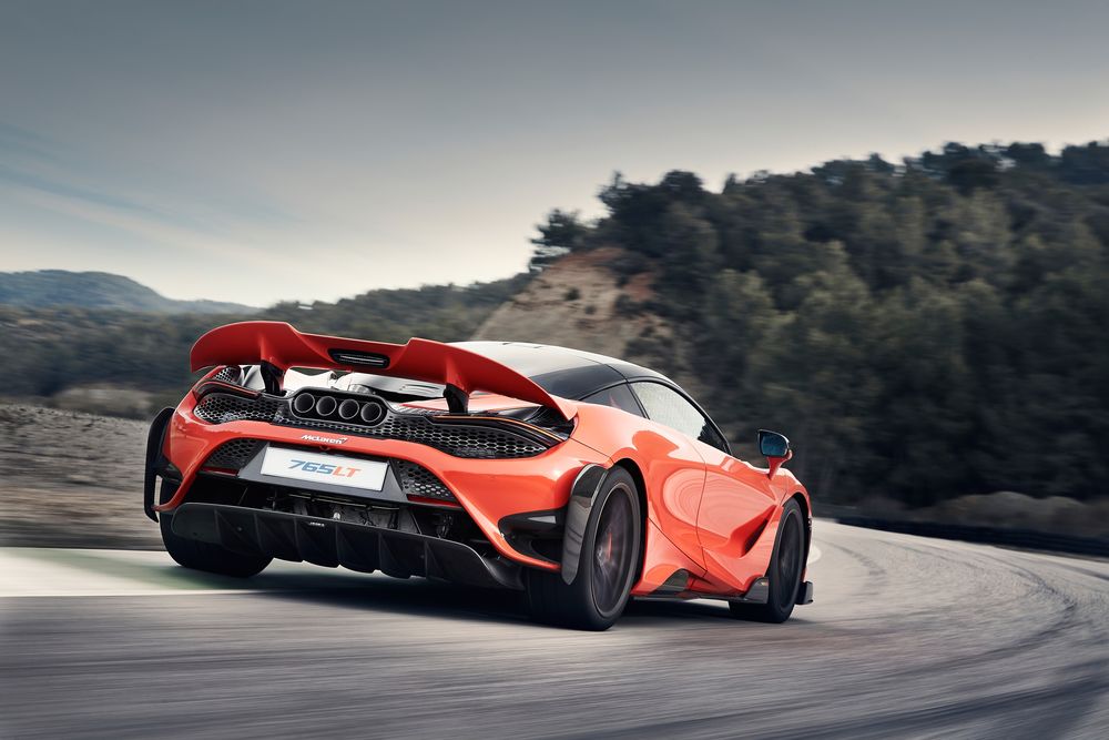 Обои для рабочего стола McLaren представил «длиннохвостый» суперкар 765LT, 2020 года