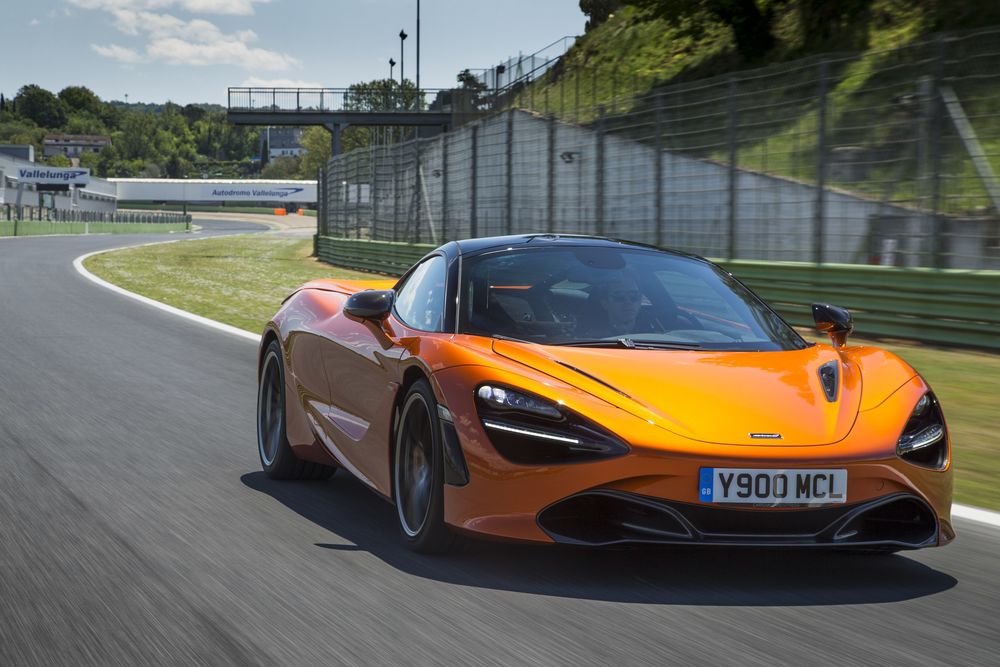 Обои для рабочего стола Новый, купе Azores Orange McLaren 720S, 2018 года