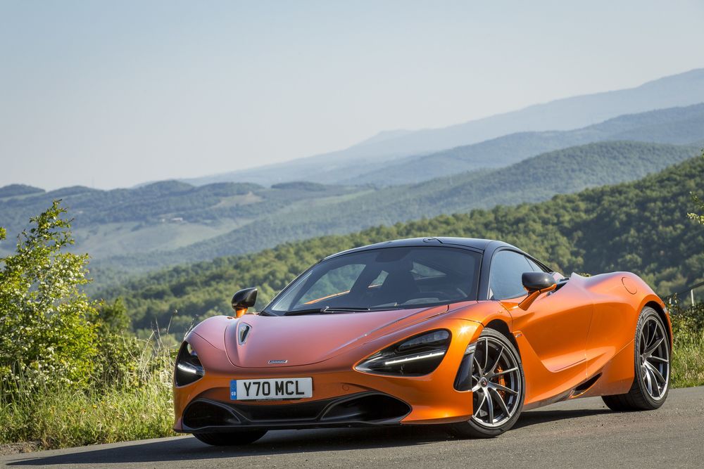 Обои для рабочего стола Новый, купе Azores Orange McLaren 720S, 2018 года