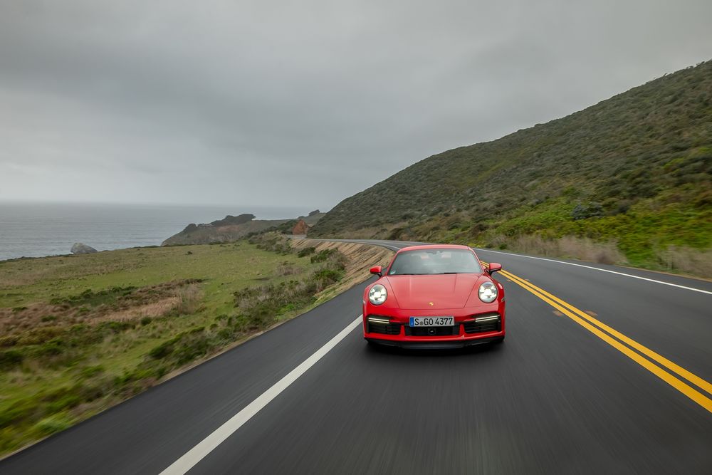 Обои для рабочего стола Немцы построили новый Porsche 911 Turbo S (992), 2020 года