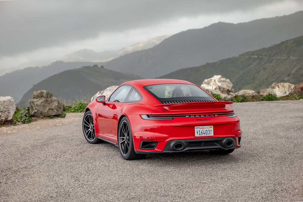 Обои для рабочего стола Немцы построили новый Porsche 911 Turbo S (992), 2020 года