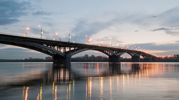 Обои на рабочий стол Канавинский мост вечером, Нижний Новгород, Россия. Фотогрф Сергей Булатов