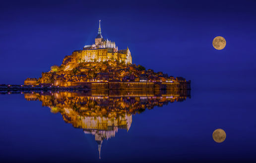 Обои на рабочий стол Аббатство Le Mont-Saint-Michel, France / Ле Мон-Сен-Мишель, Франция, by John S