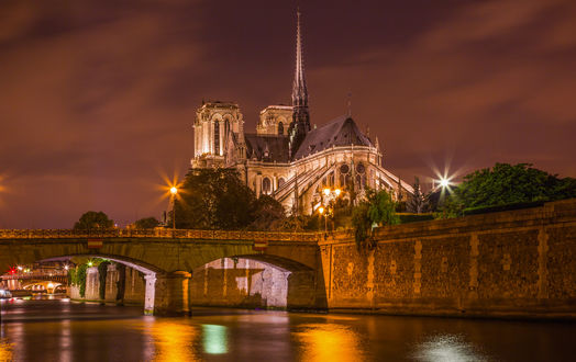Обои на рабочий стол Notre-Dame de Paris by the Seine / Нотр-Дам де Пари на Сене. Фотограф John S