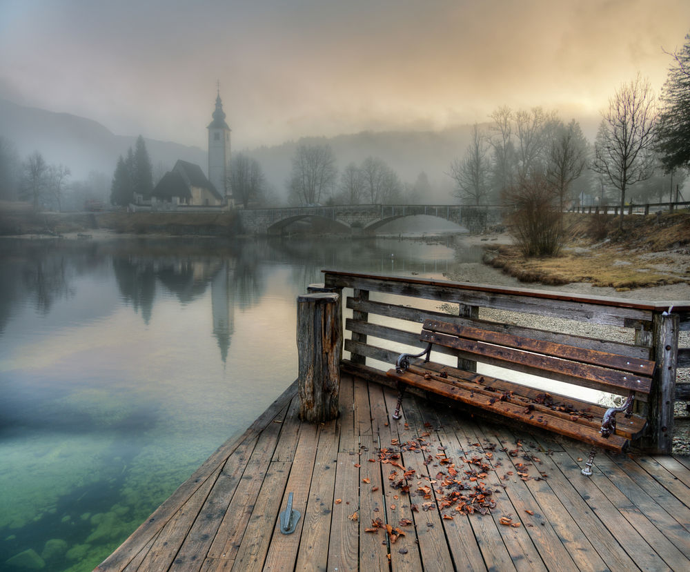 Обои для рабочего стола Туманное утро на озере Бохинь, Slovenia / Словения, by Ed Gordeev