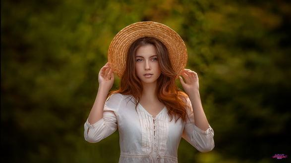 Обои на рабочий стол Девушка Владислава в платье и шляпе, by Евгений MWL Photo