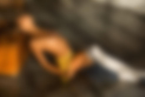 Обои на рабочий стол Модель Katya Clover / Катя Кловер позирует на полу. Фотограф Hannes Walendy